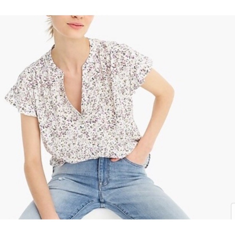 J. Crew Floral Front Buttons Lightweight Top blouse Size M Summer Farmhouse